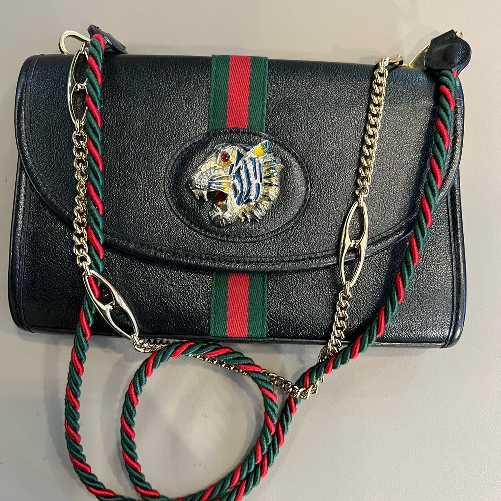 ❤️SOLD❤️Gucci Two Way Crosbody